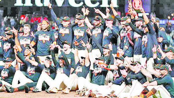 GIGANTES DE SAN FRANCISCO, PRIMER EQUIPO EN PASAR A LOS PLAYOFFS
