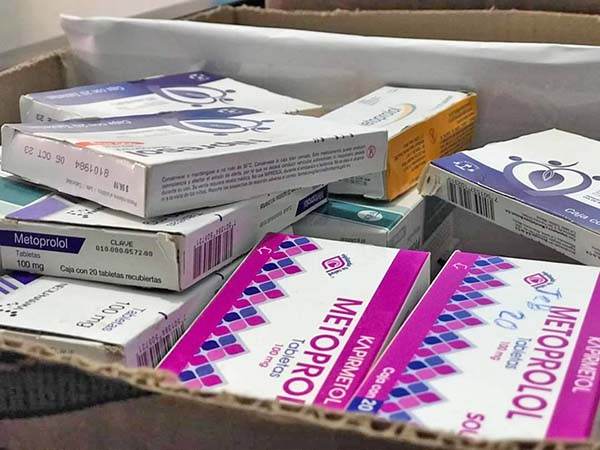 Regala medicina a familias vulnerables