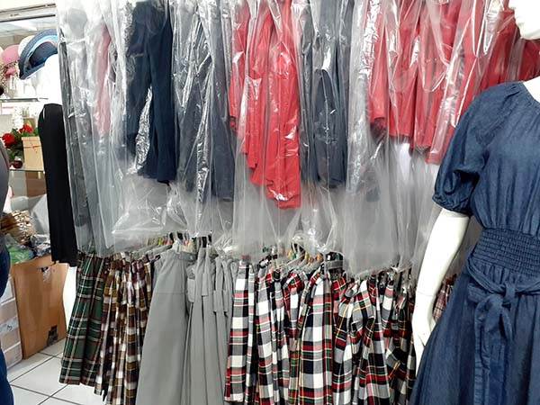 Aumentan ventas de uniformes escolares