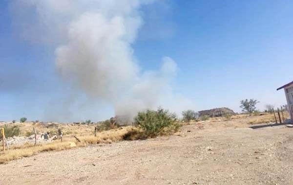 Controlan bomberos incendio en basurero