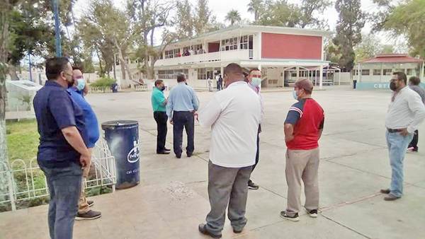 Obligatorio el uso de uniforme en Cbtis 20