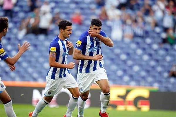 Goleada del Porto y sigue a la caza del Benfica