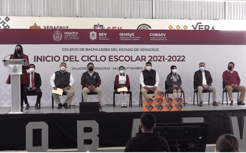 En Veracruz, inician clases presenciales estudiantes de bachillerato y universidad