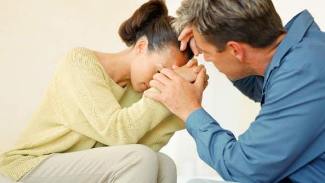Por qué sigues con tu pareja si no la aguantas: así funcionan los mecanismos de las relaciones tóxicas