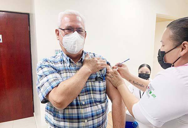 Inicia vacunación contra influenza