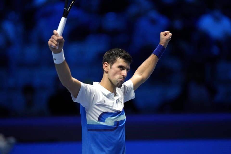 Avanza Djokovic a Semifinal del Masters de Turín