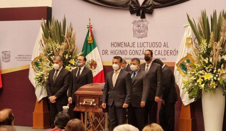 Despiden a Higinio González Calderón con homenaje.