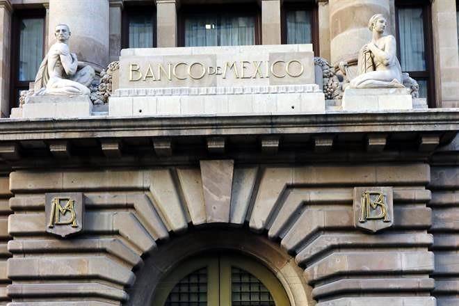 Pagan 127 mdd por comisión de crédito con FMI