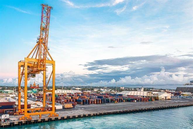 Desaceleran exportaciones en octubre