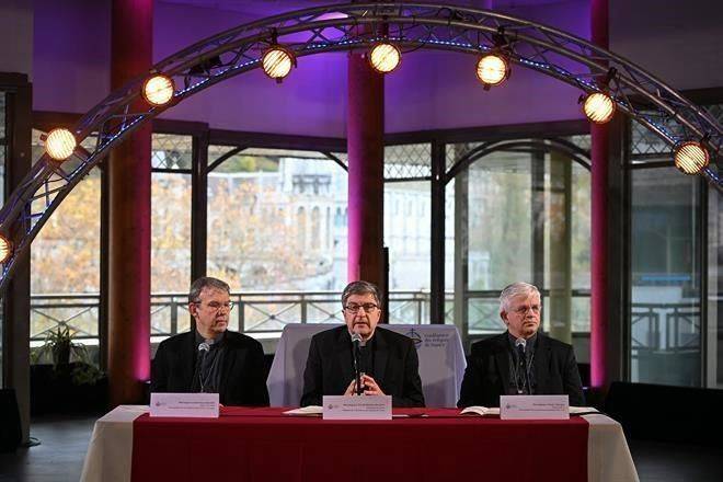 Venderá Iglesia francesa bienes para indemnizar abusos
