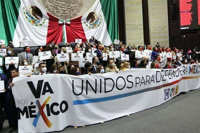 Amaga Va por México a Morena con rechazar reformas