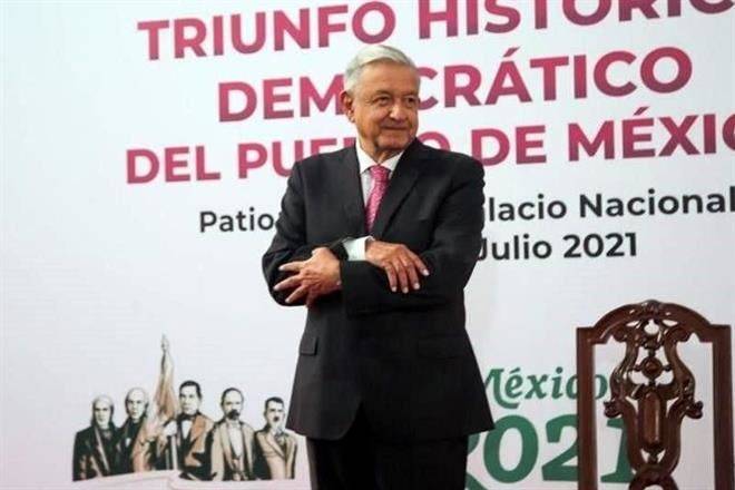 Agradece AMLO felicitaciones: ‘amor con amor se paga’