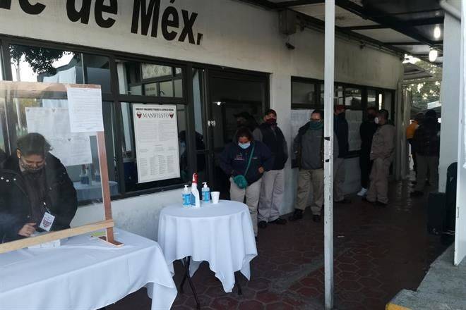 Votan petroleros; acusan planillas ligadas a Deschamps
