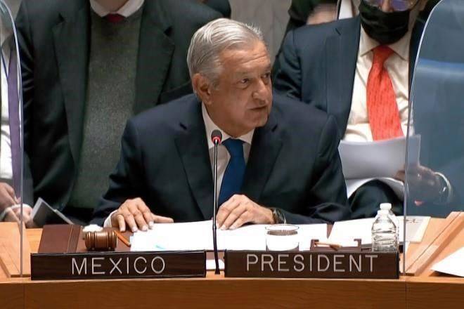 Afirman en FT que AMLO tiene poco que enseñar vs. corrupción