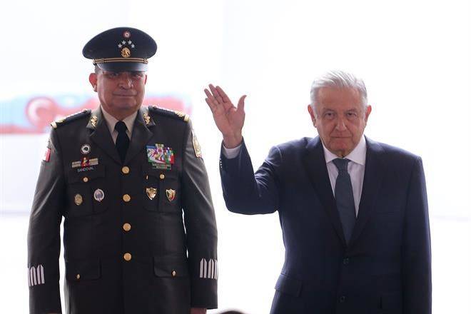 Busca AMLO fortalecer a General Sandoval
