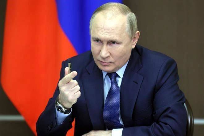 Prueba Putin versión nasal de Sputnik V
