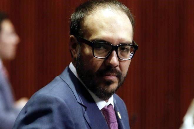 Aplazan audiencia por extradición de Toledo
