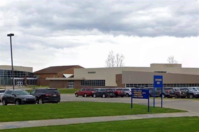 Deja al menos 4 heridos tiroteo en escuela de Michigan