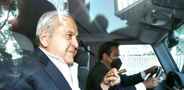 Paga Ancira primer acuerdo con Pemex
