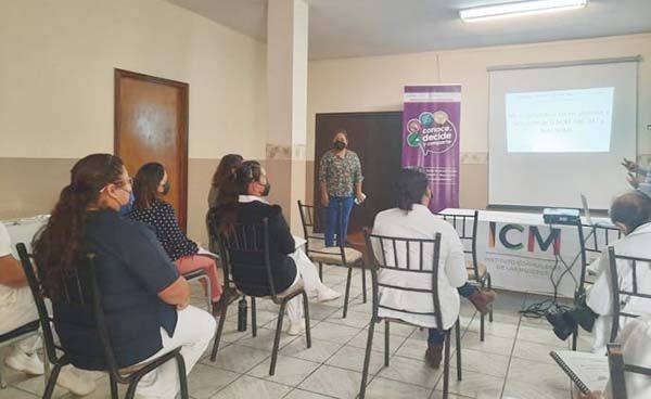 Capacitan a personal de hospitales privados