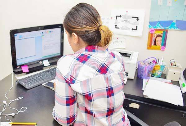 Ofrece SEDU curso de Ofimática a docentes