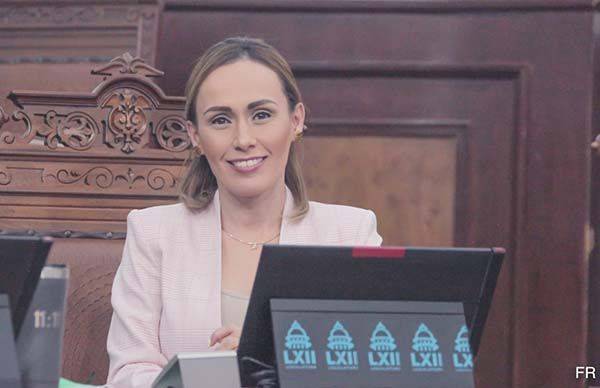 Defiende Olivia Martínez derechos de trabajadores