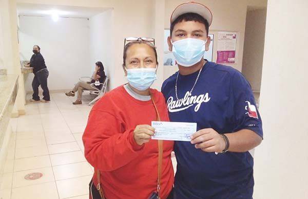 Beneficia Gladys Ayala a destacados deportistas