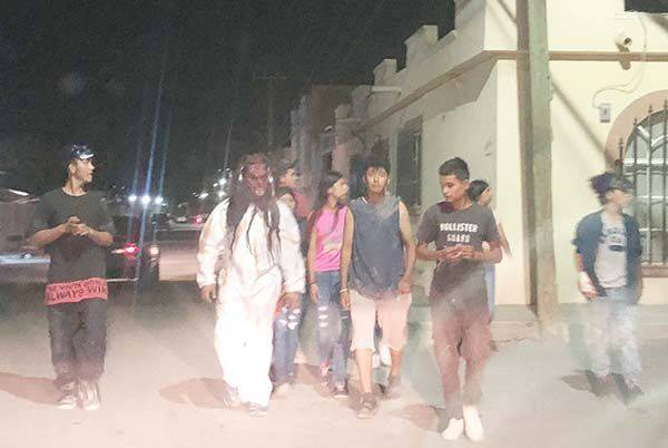 Halloween violento; asaltan a comerciante