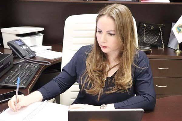 Imparte ICM en Acuña charlas para prevenir embarazos