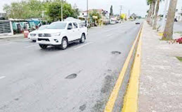Exigen a constructora de Monclova, repare obra