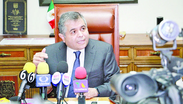 Decepciona presupuesto federal: Eduardo Olmos