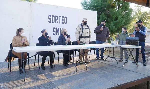 Realiza SEDENA el sorteo militar