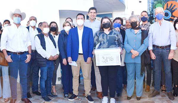 Se registra Elisa para dirigir PAN Coahuila