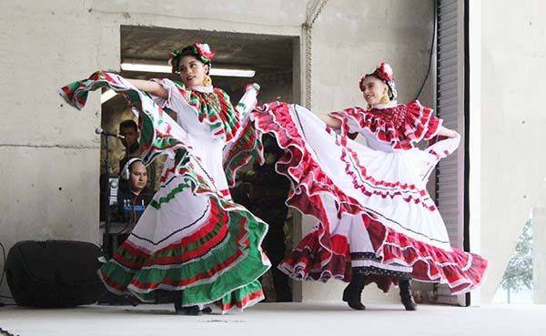 Realizan el primer Festival Dancístico