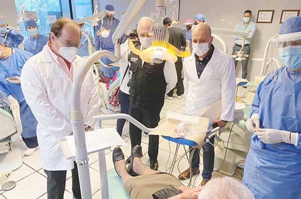 Entrega Coahuila prótesis dentales