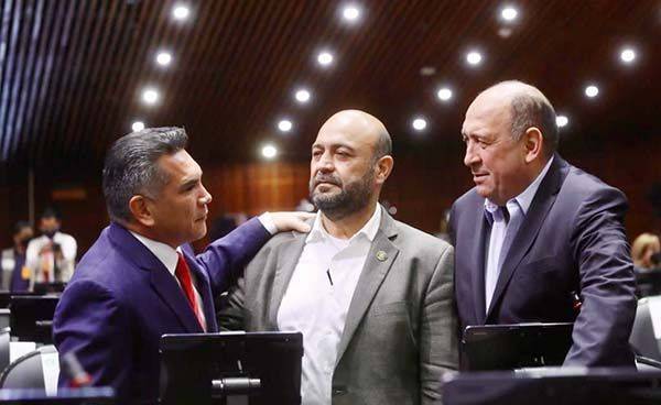 “Aprueban presupuesto con necedades presidenciales”