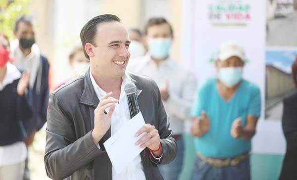 Con 100 en transparencia cierra su administración