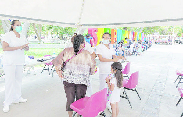 Arranca vacunación contra la influenza