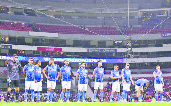 Cruz Azul recibe sanción de un partido de veto por grito discriminatorio en duelo ante León