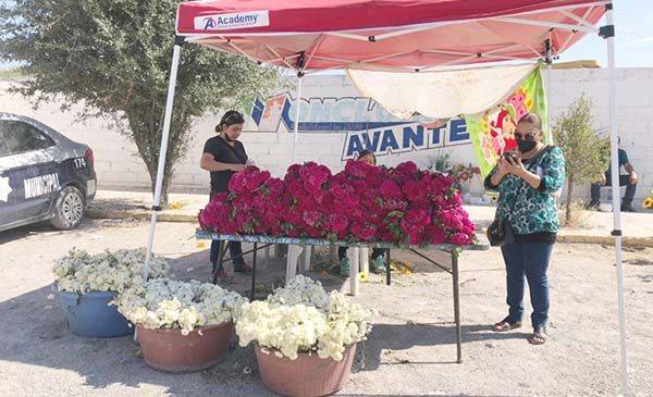 Disminuye venta de flor en un 50%