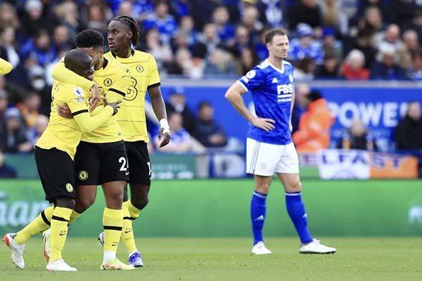 Chelsea se consolida en el liderato de la Premier