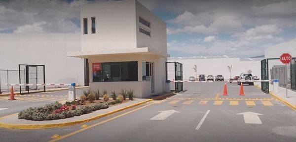 Revienta FGE bodega con insumos médicos