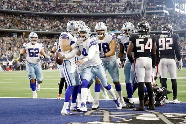 Aplastan Vaqueros a Halcones