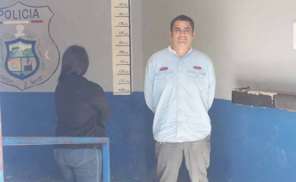 Detiene GATEM a pareja sin motivo
