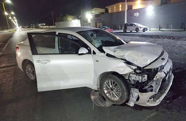 Destrozan Kia’s en choque por alcance