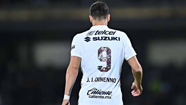 JUAN DINENNO AMENAZÓ A AFICIONADO DE PUMAS QUE LE RECLAMÓ TRAS DERROTA ANTE SANTOS