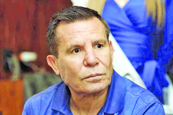 Da Julio César Chávez positivo a Covid-19
