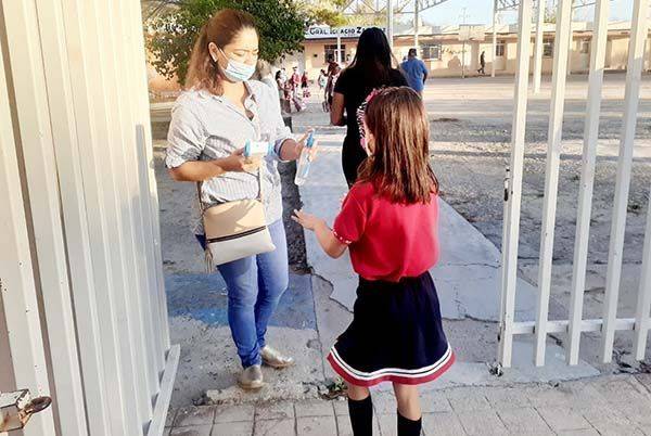 Regresan 9 escuelas a clases presenciales