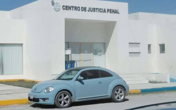 Presentan ante el Juez a quiropráctico abusador