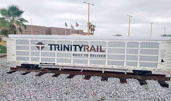 Apoya Trinity Rail con oferta laboral